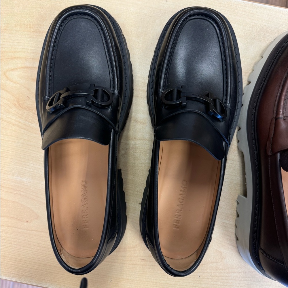 Salvatore Ferragamo Black Leather Slip-On Loafers - Picture 2 of 4